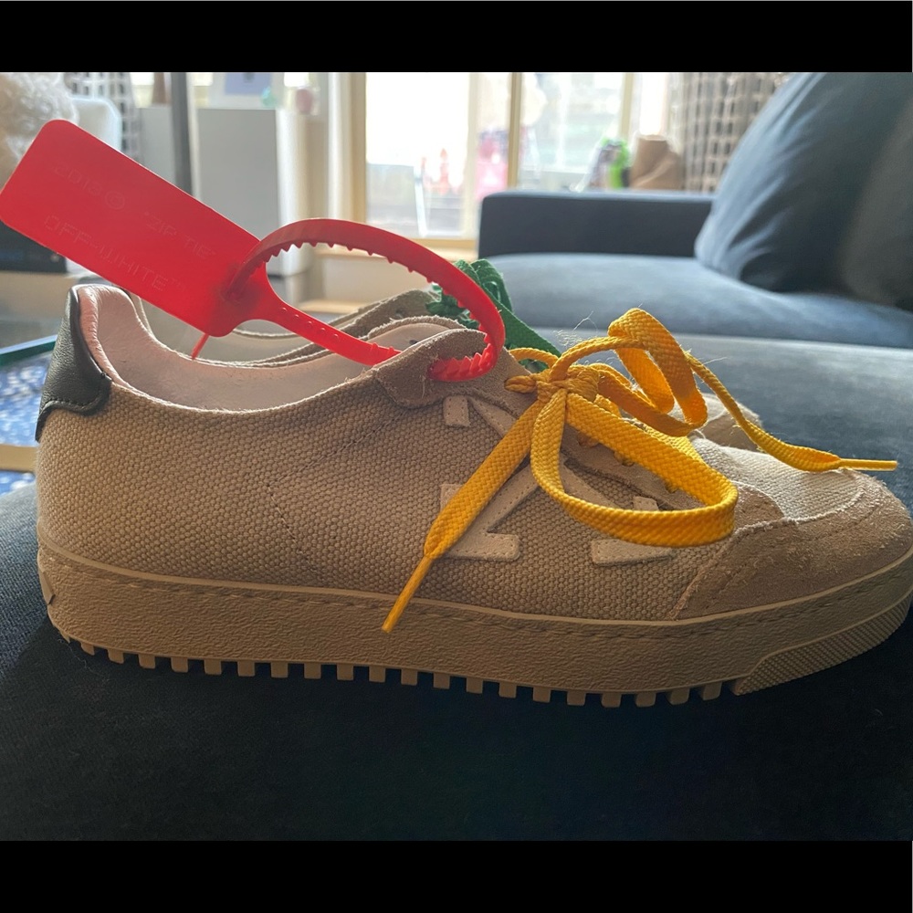 Women’s off white tennis sneakers - Picture 7 of 13